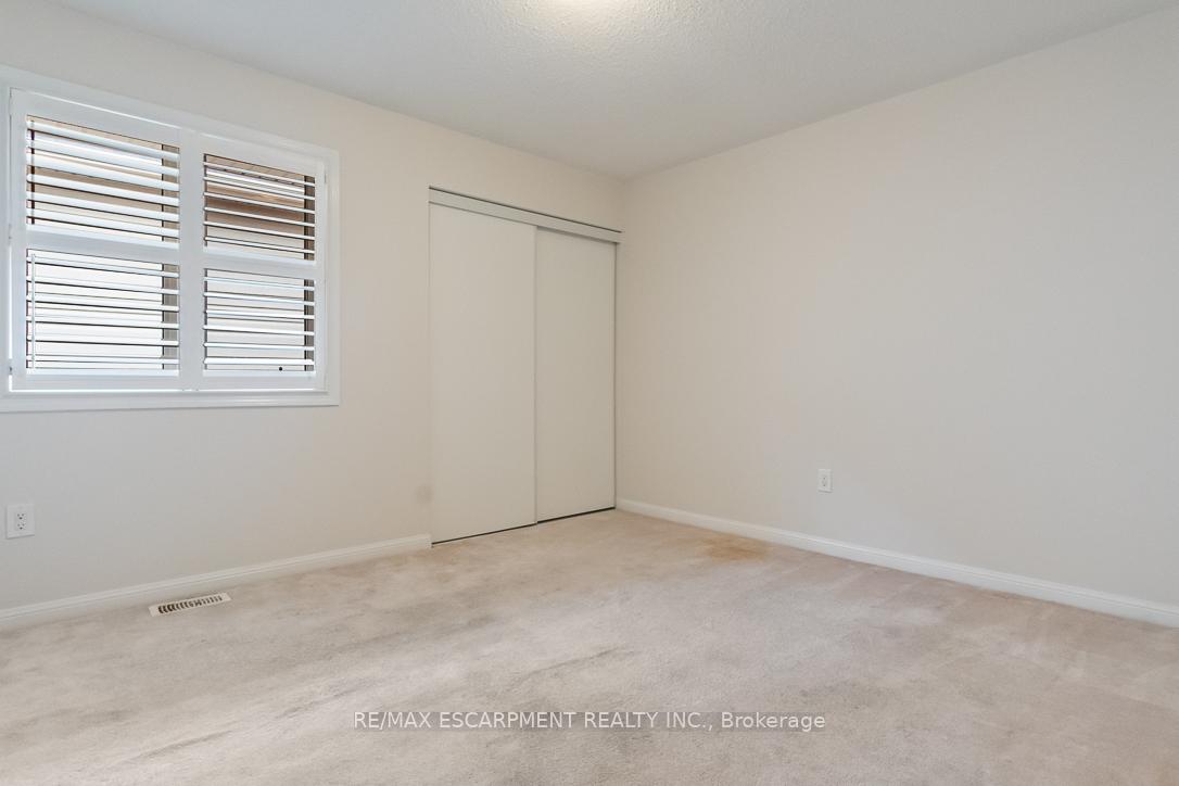 Photo 35 of 255 Monaghan Crescent, Milton, Willmott — HOMEH