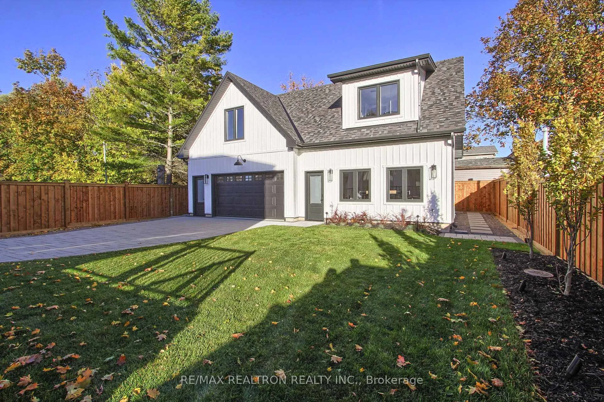 Photo 35 of 667 Pleasant Street, Pickering, Bay Ridges — HOMEH