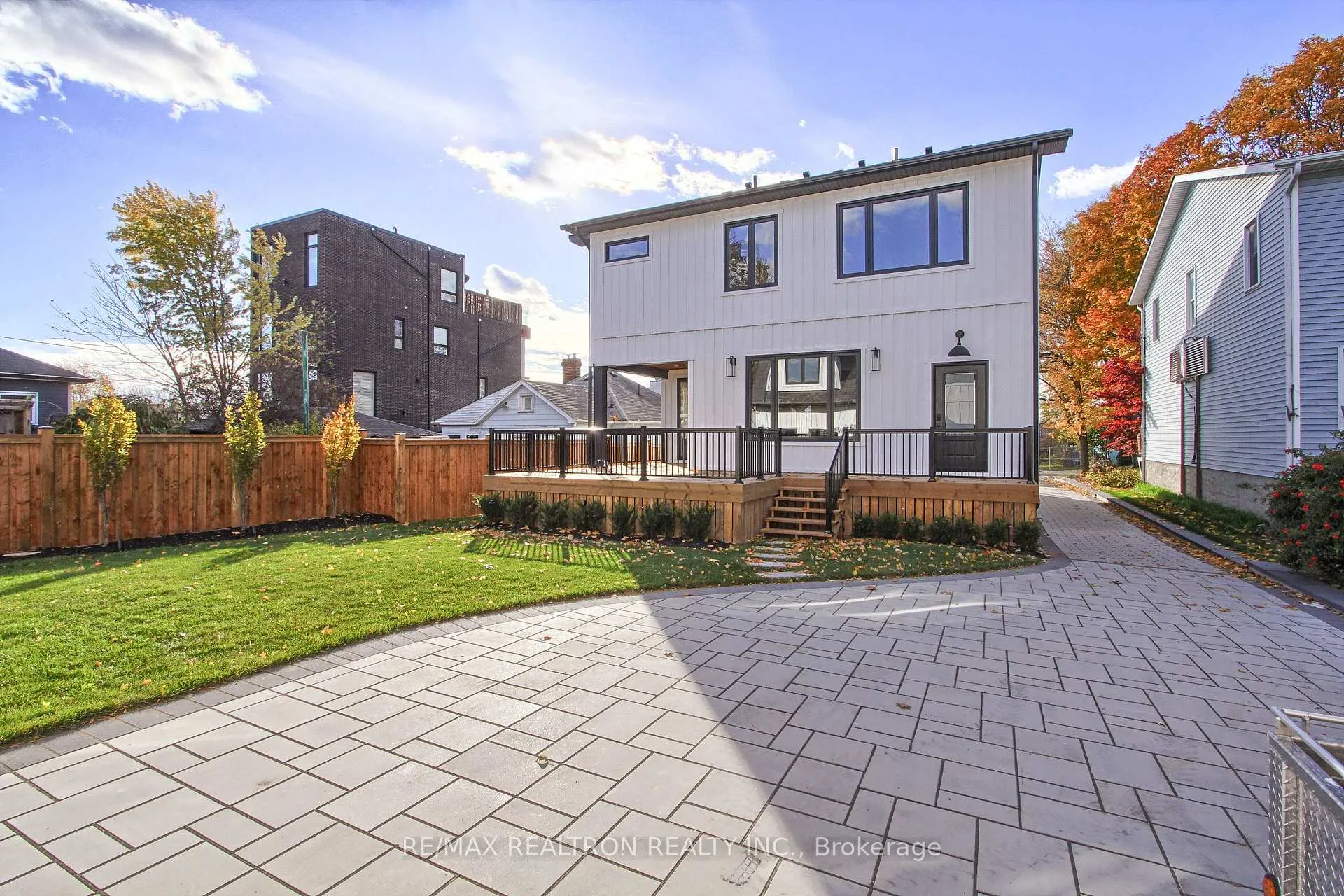 Photo 41 of 667 Pleasant Street, Pickering, Bay Ridges — HOMEH