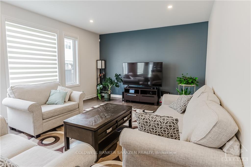 Photo 6 of 545 Ponthieu Circle, Ottawa, Chapel Hill South - Orleans Village — HOMEH