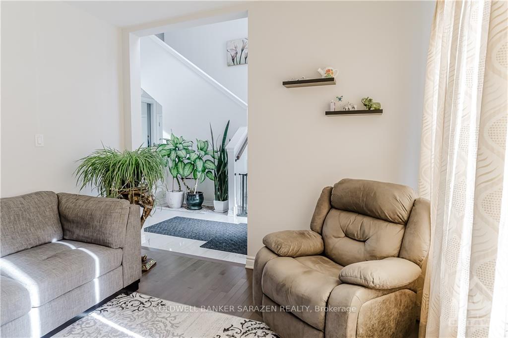 Photo 14 of 545 Ponthieu Circle, Ottawa, Chapel Hill South - Orleans Village — HOMEH