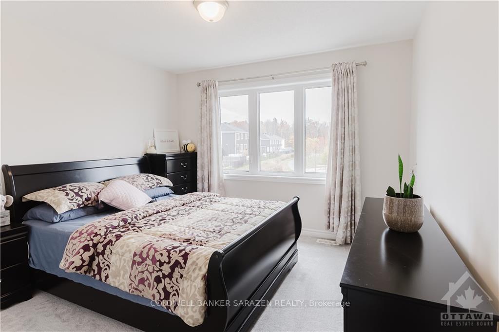 Photo 18 of 545 Ponthieu Circle, Ottawa, Chapel Hill South - Orleans Village — HOMEH