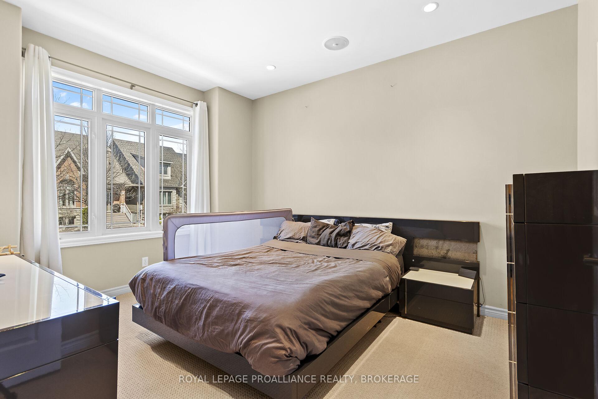 Photo 13 of 1177 Crossfield Avenue, Kingston, City Northwest — HOMEH