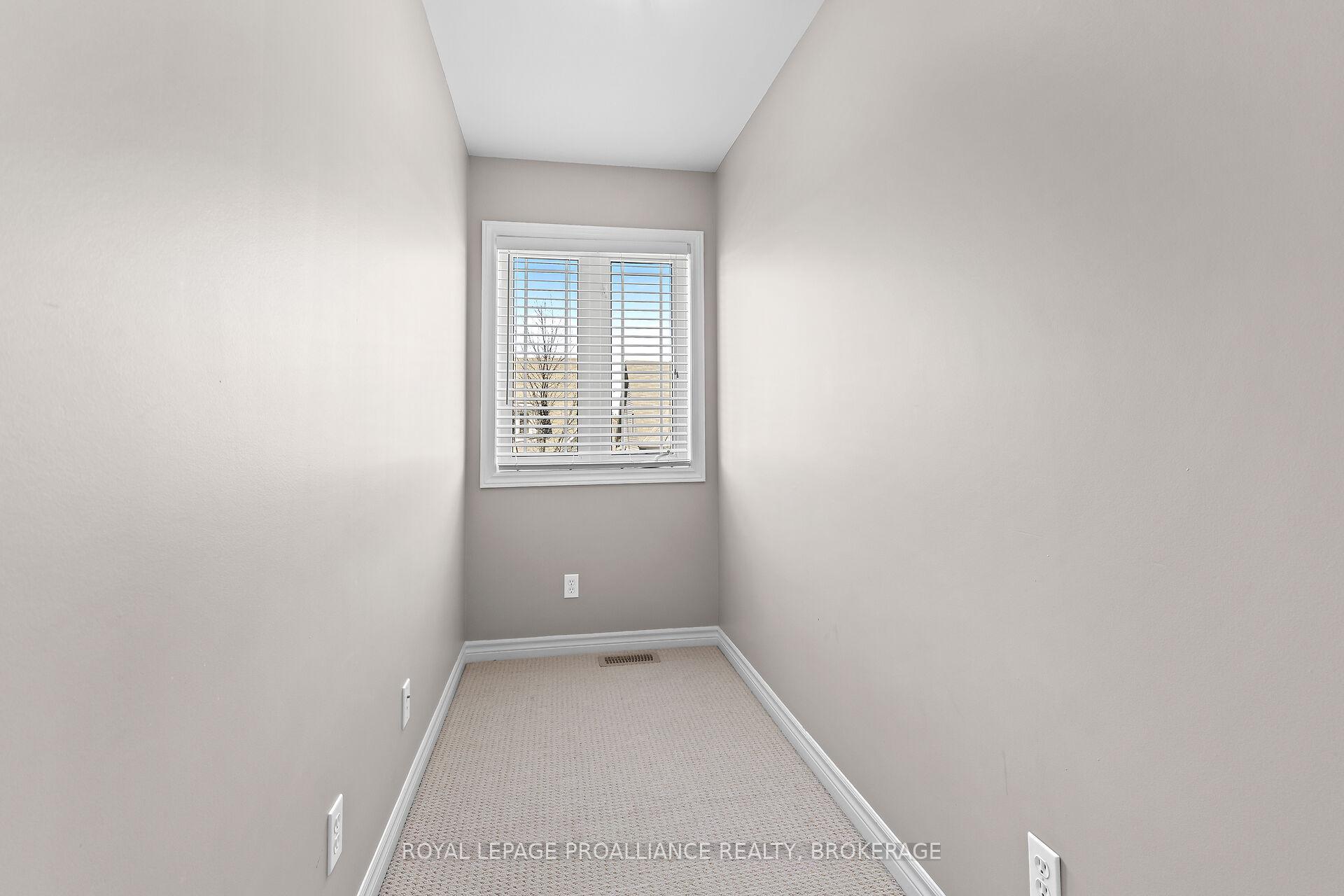 Photo 19 of 1177 Crossfield Avenue, Kingston, City Northwest — HOMEH