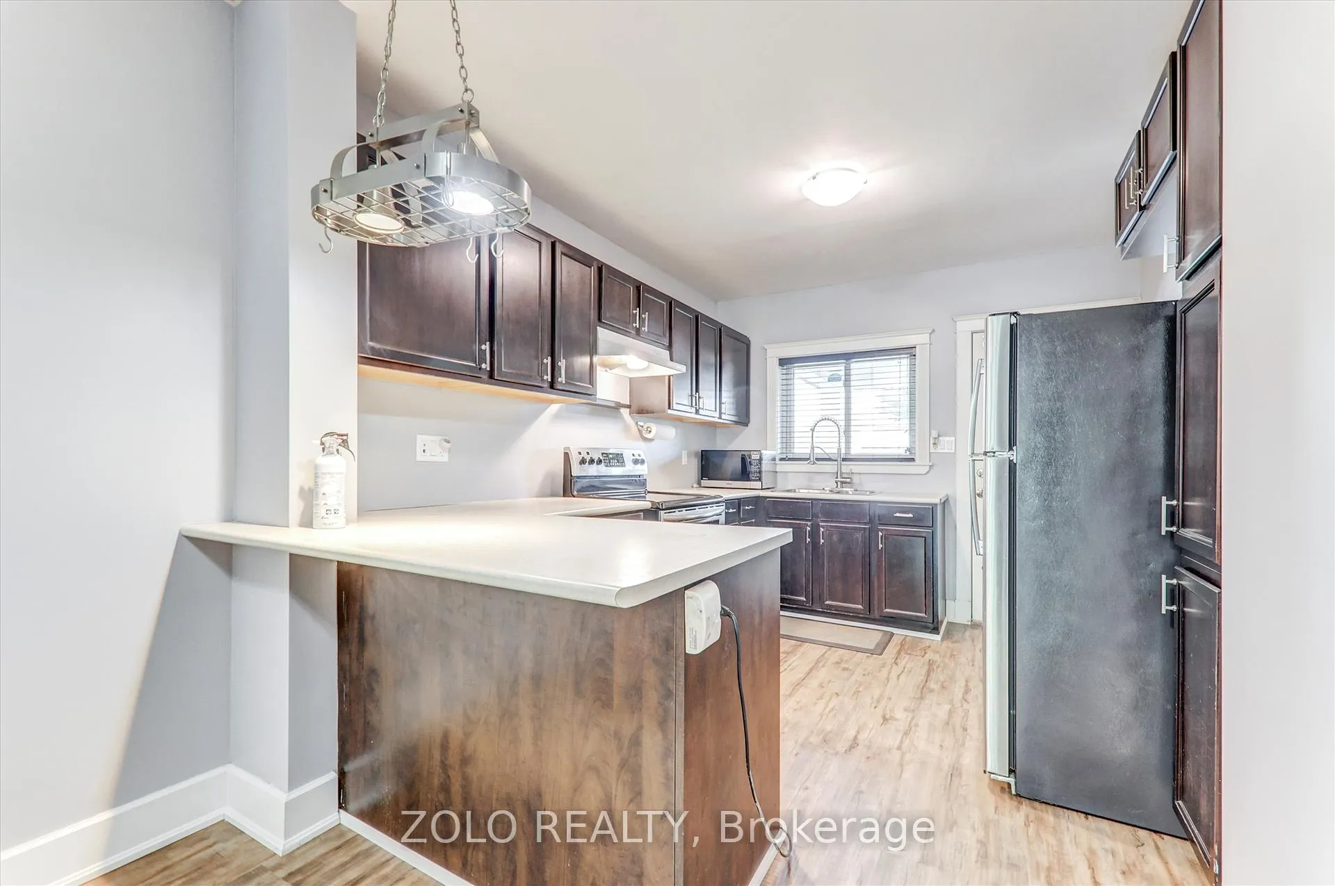 Photo 13 of 739 Cedar Street, Oshawa, Lakeview — HOMEH