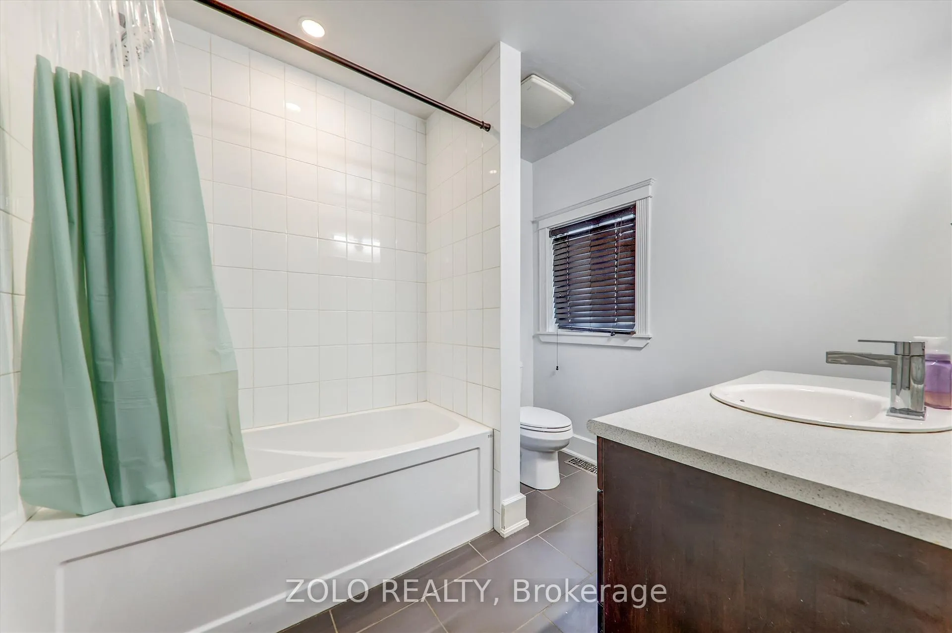 Photo 18 of 739 Cedar Street, Oshawa, Lakeview — HOMEH