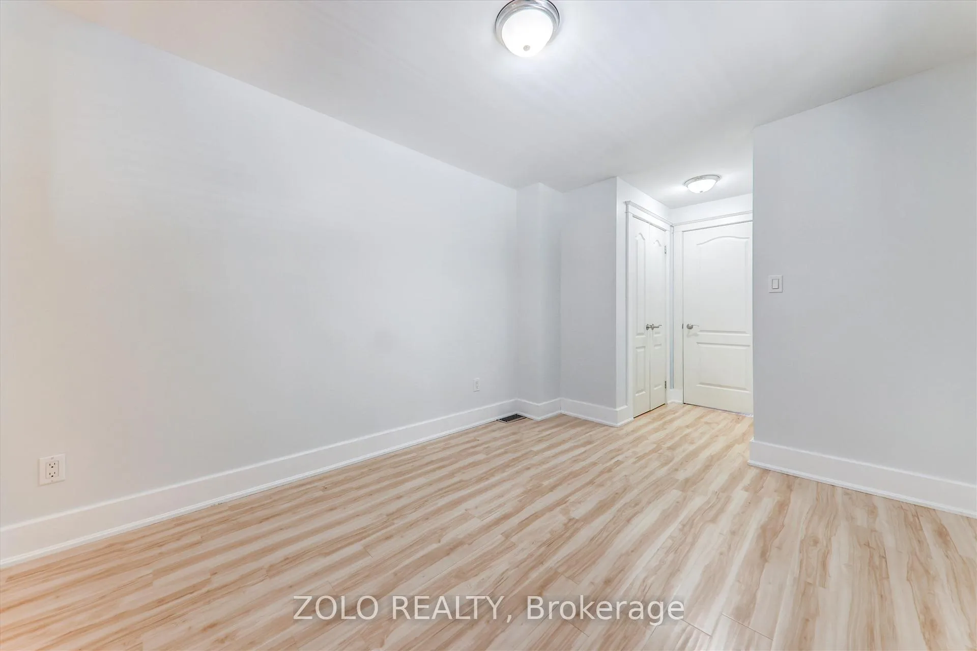 Photo 21 of 739 Cedar Street, Oshawa, Lakeview — HOMEH