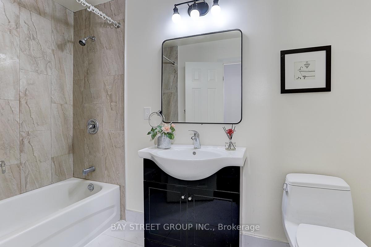 Photo 15 of 165 Revell Road, Newmarket, Armitage — HOMEH
