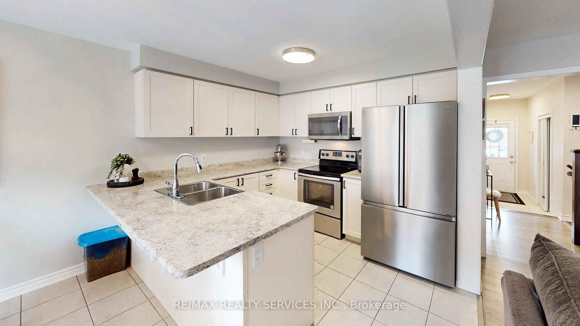 Photo 13 of 1245 Mulroney Heights, Milton, Ford — HOMEH