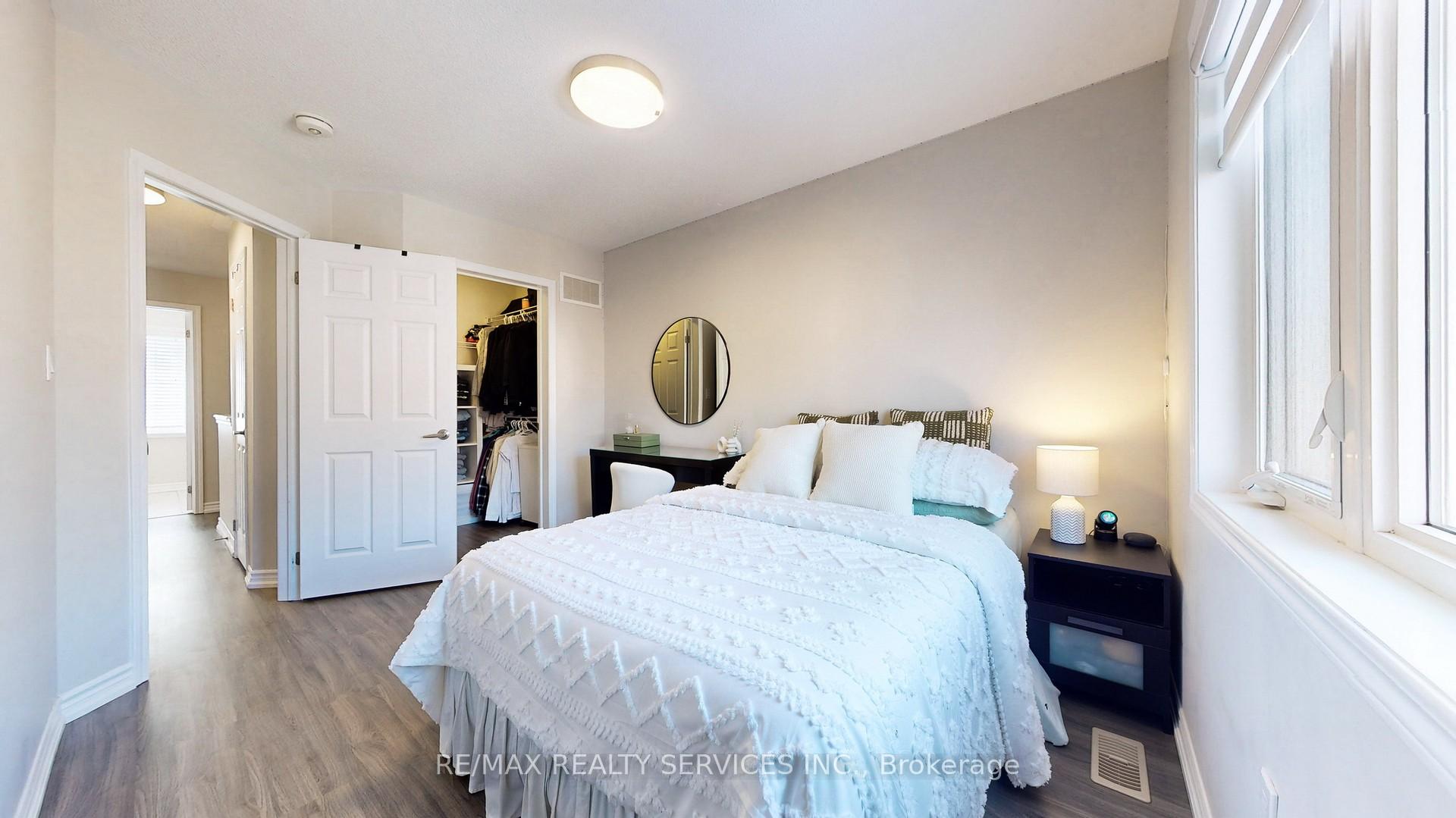 Photo 26 of 1245 Mulroney Heights, Milton, Ford — HOMEH