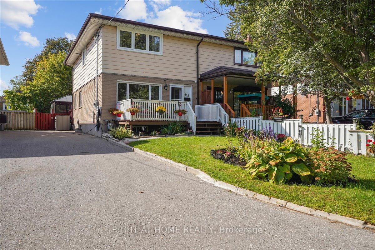Photo 1 of 618 Minto Street, Oshawa, O'Neill — HOMEH