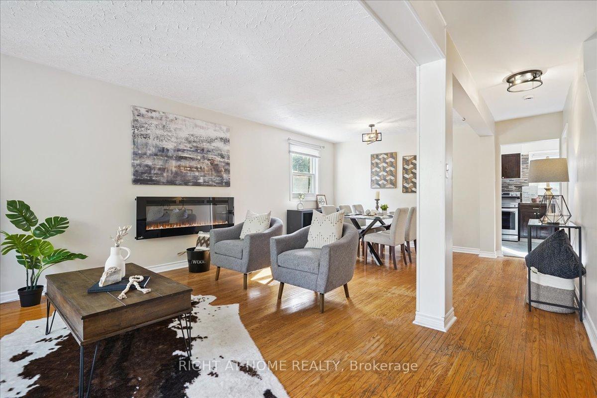 Photo 11 of 618 Minto Street, Oshawa, O'Neill — HOMEH
