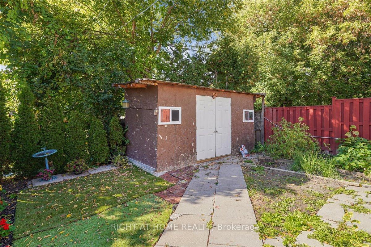 Photo 36 of 618 Minto Street, Oshawa, O'Neill — HOMEH