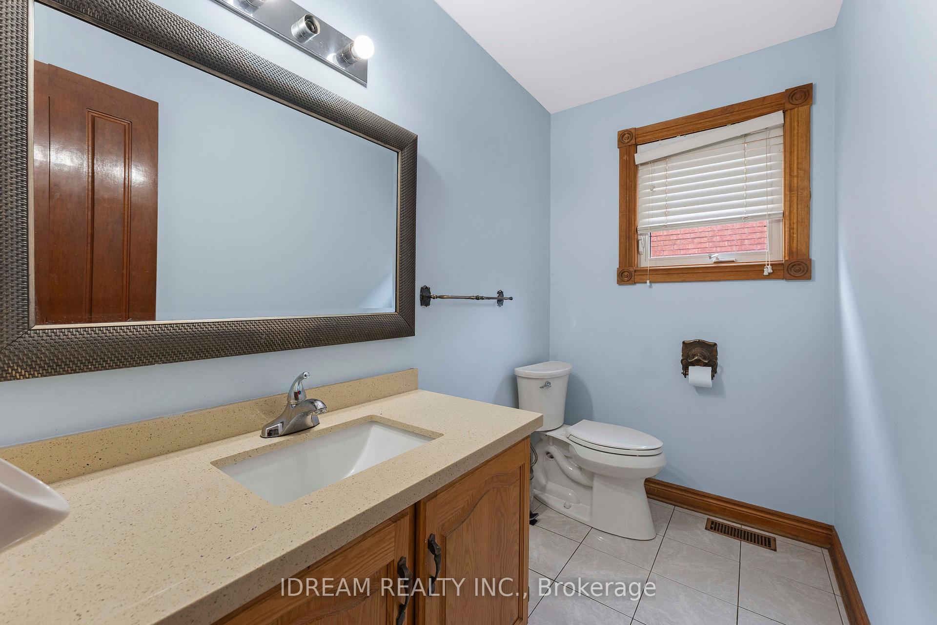 Photo 12 of 563 Lombardy Avenue, Oshawa, McLaughlin — HOMEH