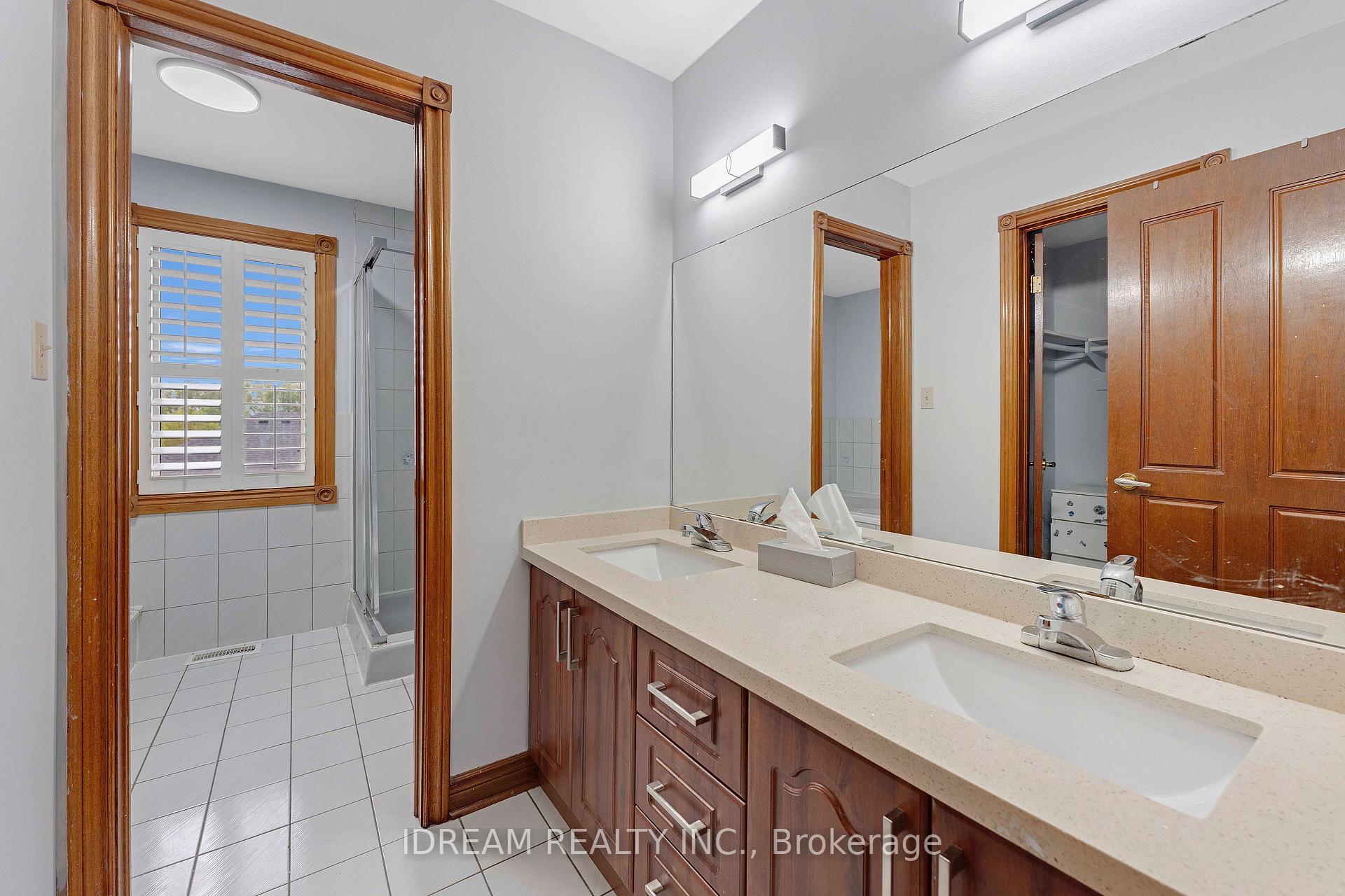 Photo 24 of 563 Lombardy Avenue, Oshawa, McLaughlin — HOMEH