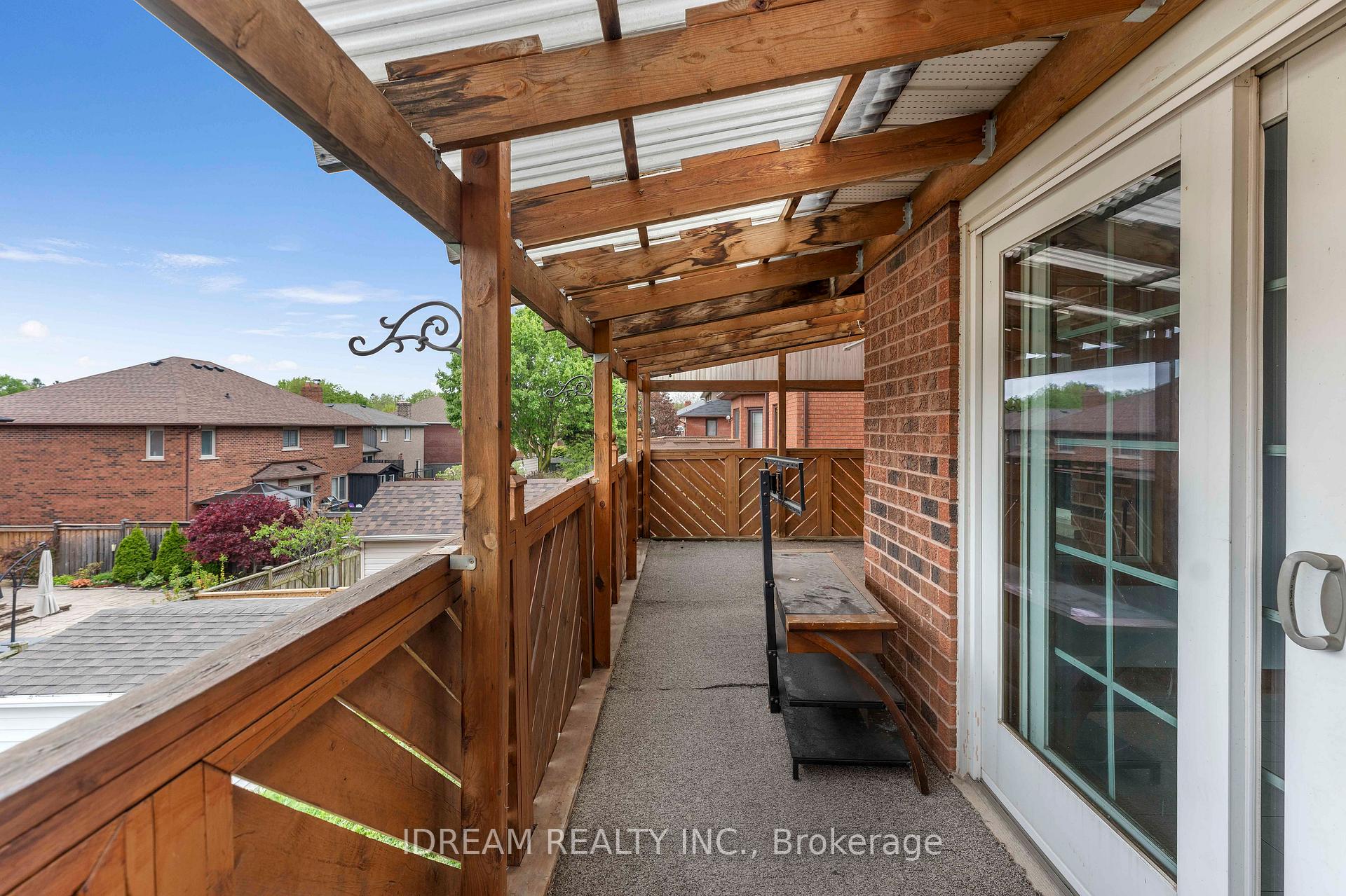 Photo 28 of 563 Lombardy Avenue, Oshawa, McLaughlin — HOMEH
