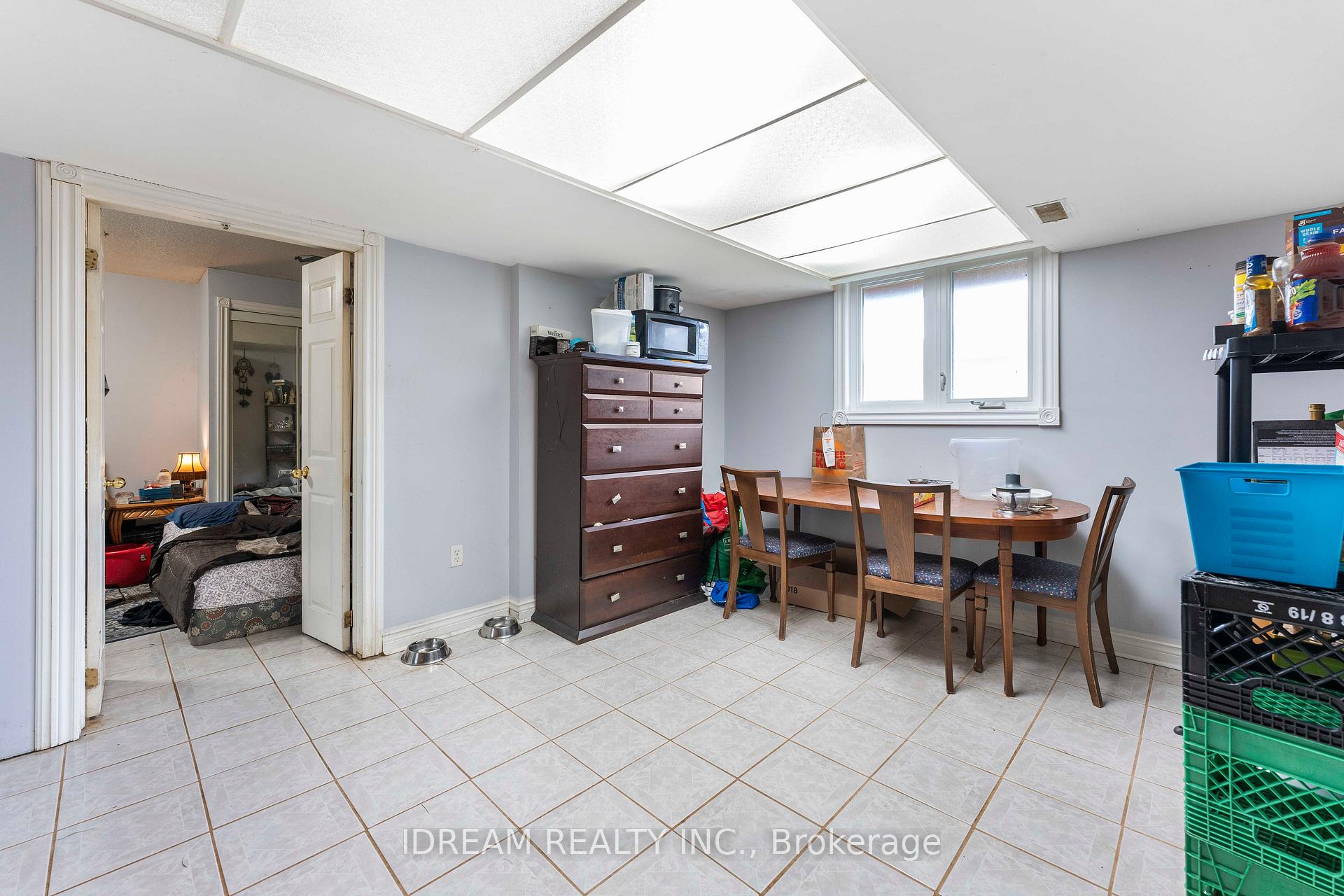 Photo 33 of 563 Lombardy Avenue, Oshawa, McLaughlin — HOMEH