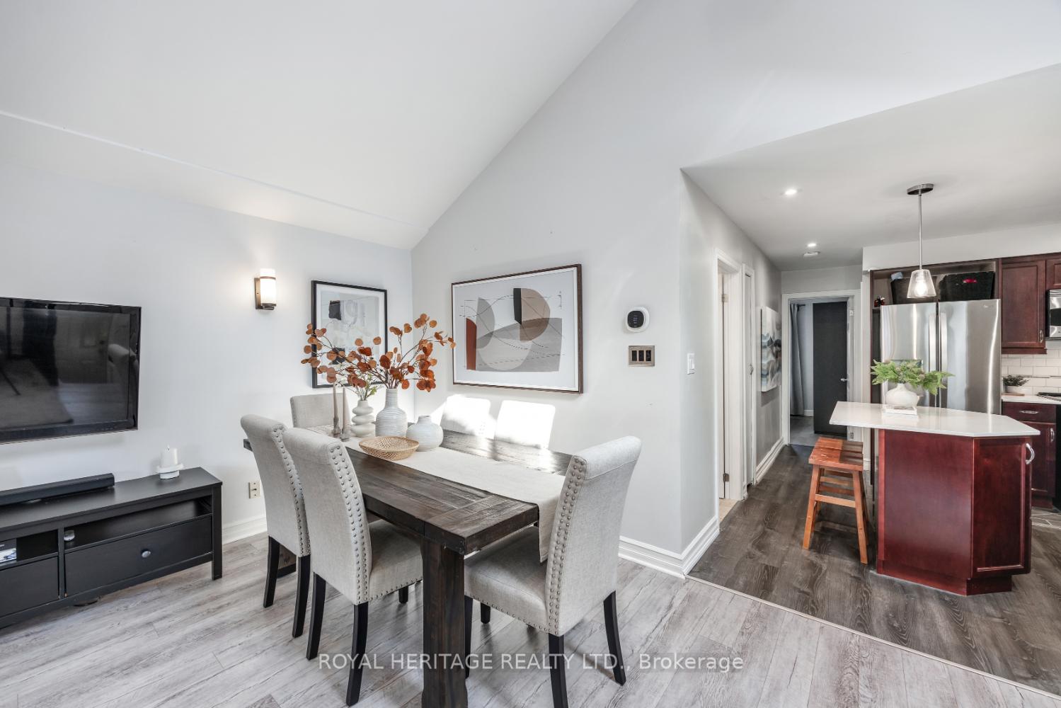 Photo 16 of 717 Fairview Avenue, Pickering, Bay Ridges — HOMEH