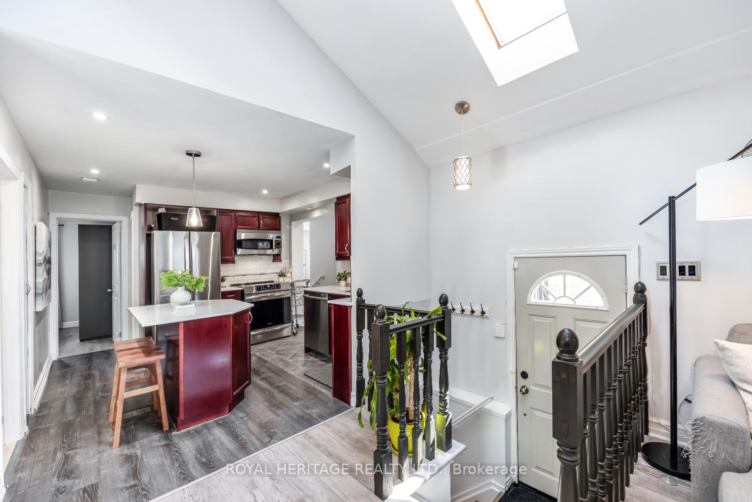 Photo 25 of 717 Fairview Avenue, Pickering, Bay Ridges — HOMEH