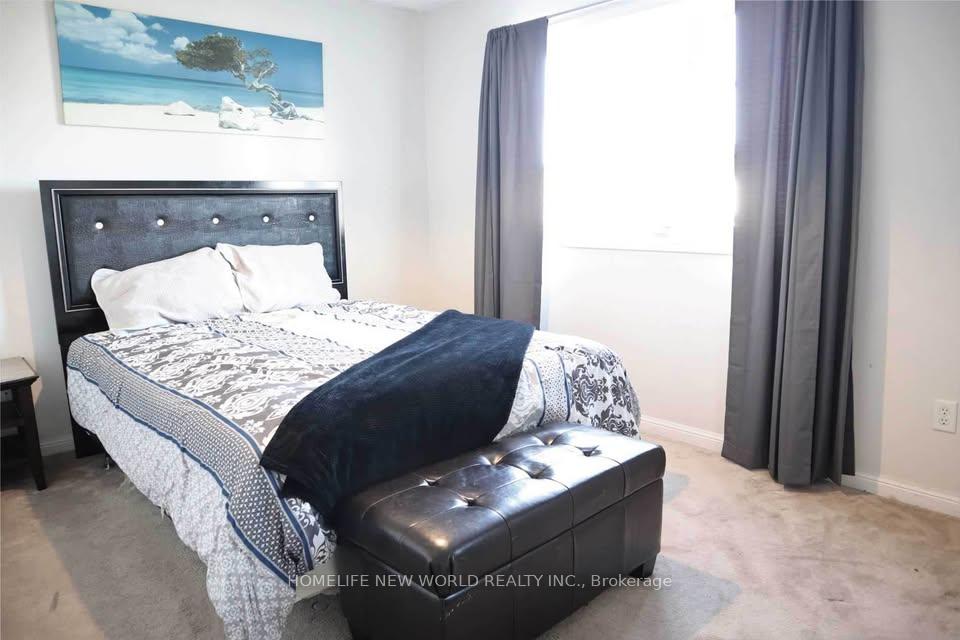 Photo 11 of 1520 Sarasota Crescent, Oshawa, Samac — HOMEH