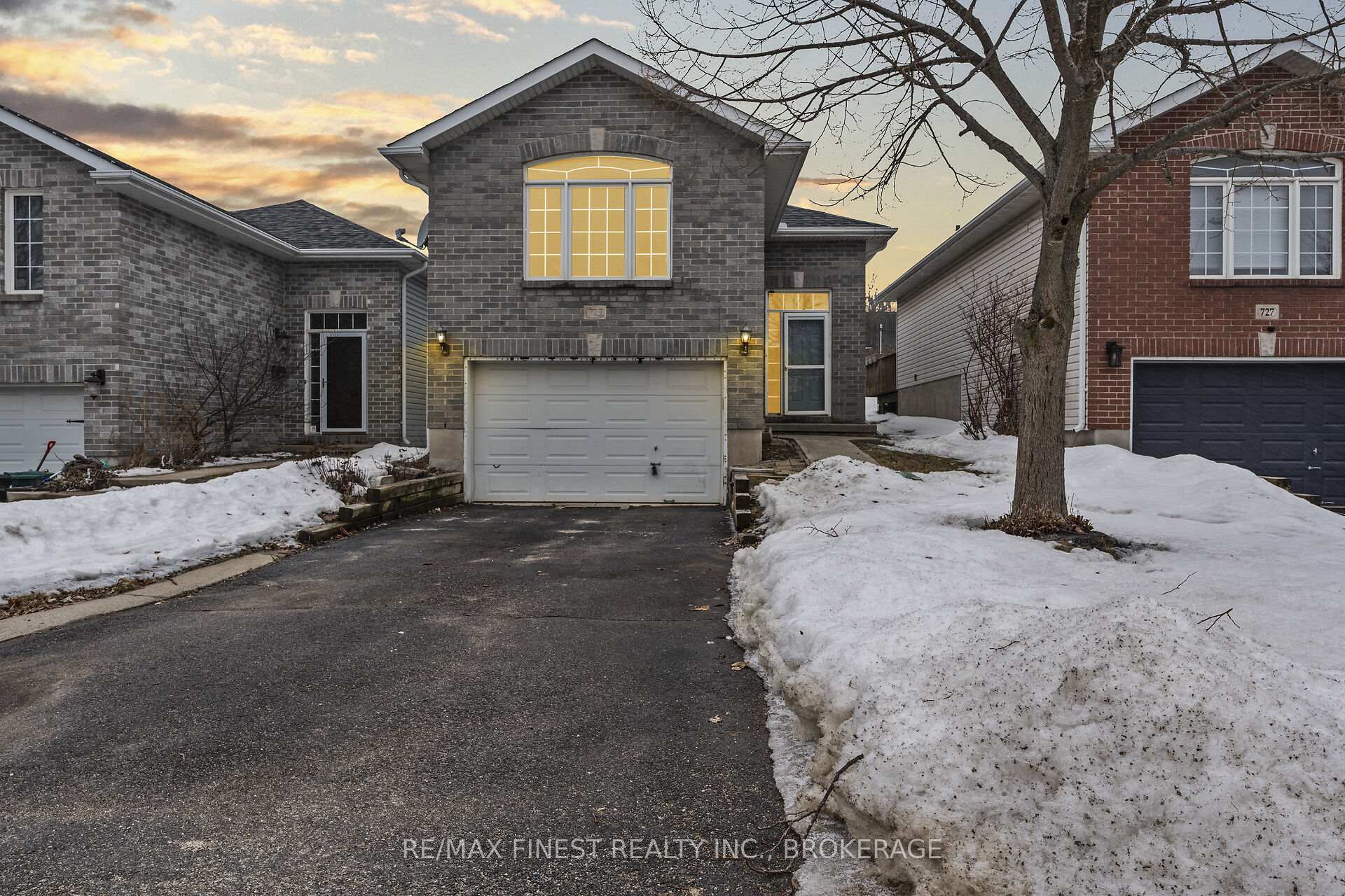 Photo 1 of 725 Tanner Drive, Kingston, East Gardiners Rd — HOMEH