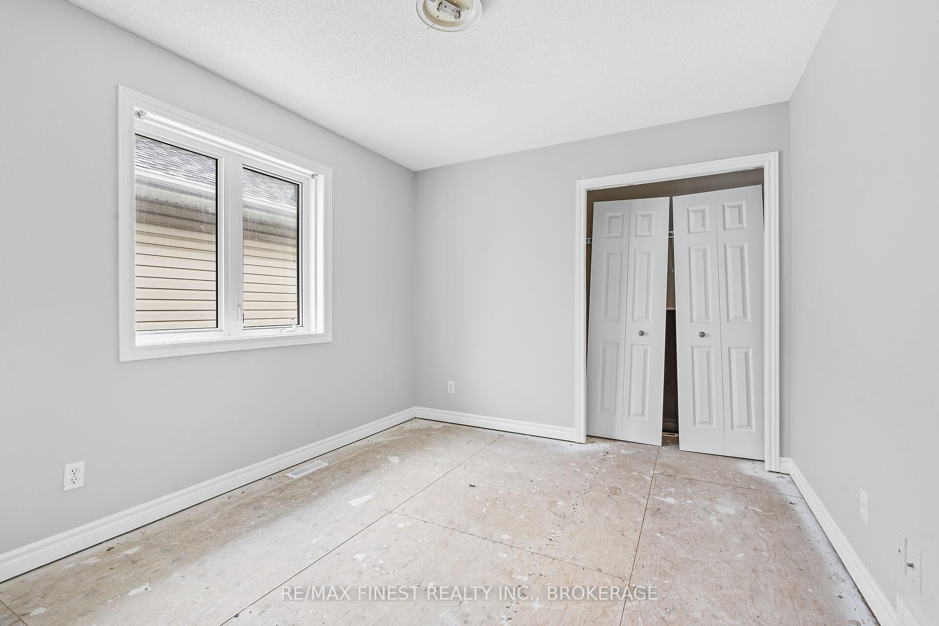 Photo 17 of 725 Tanner Drive, Kingston, East Gardiners Rd — HOMEH