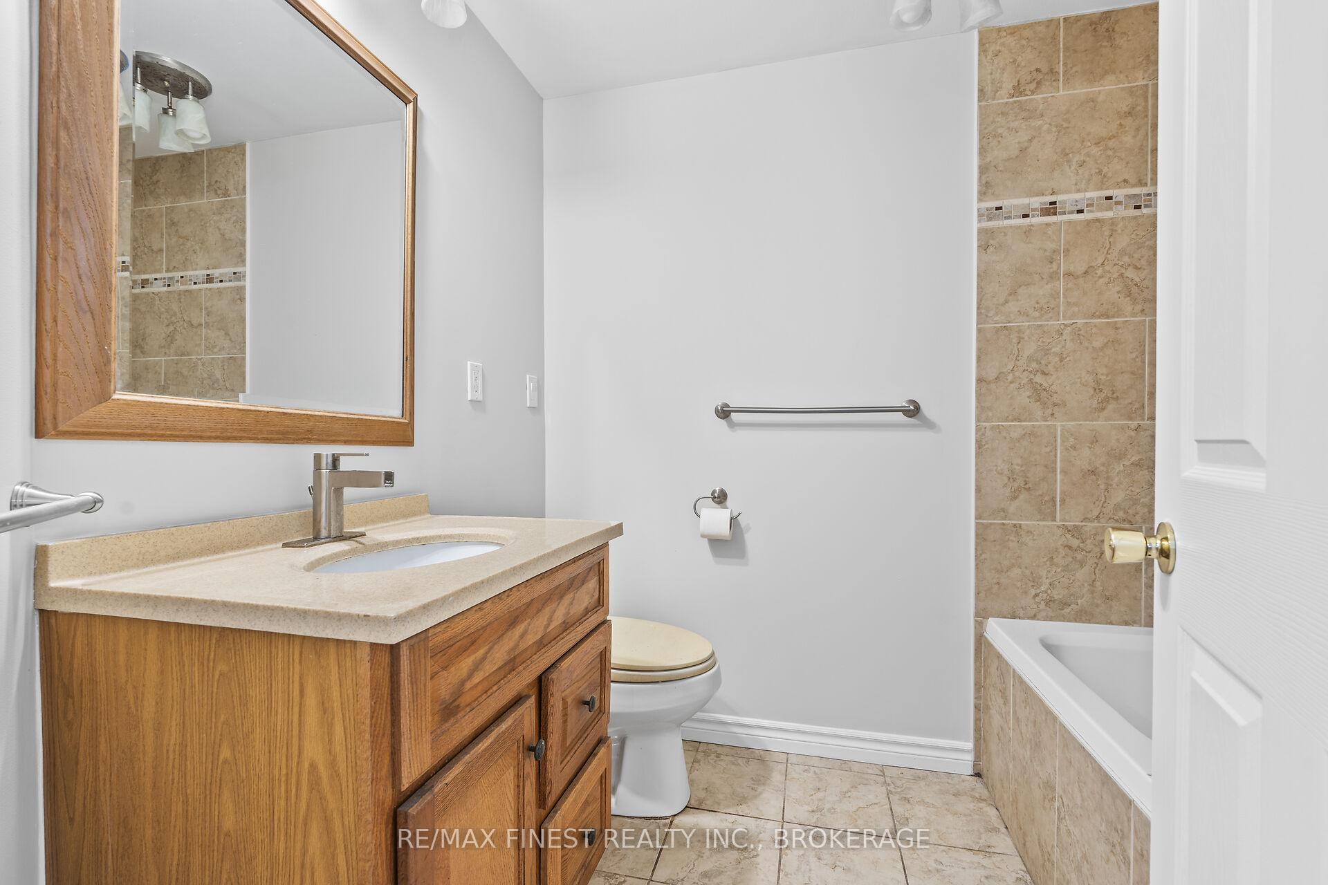 Photo 25 of 725 Tanner Drive, Kingston, East Gardiners Rd — HOMEH