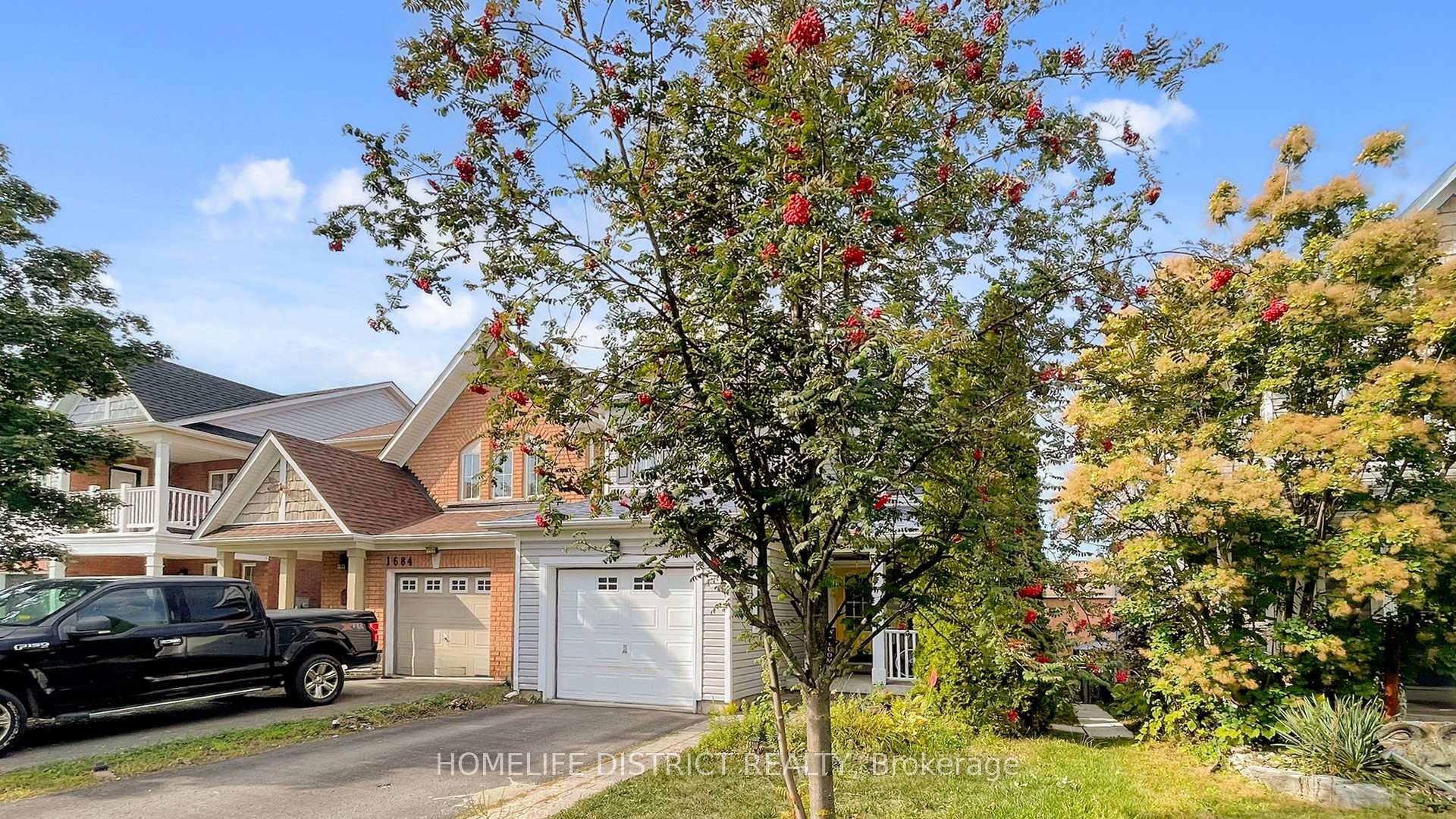 Photo 6 of 1688 Spencely Drive, Oshawa, Taunton — HOMEH