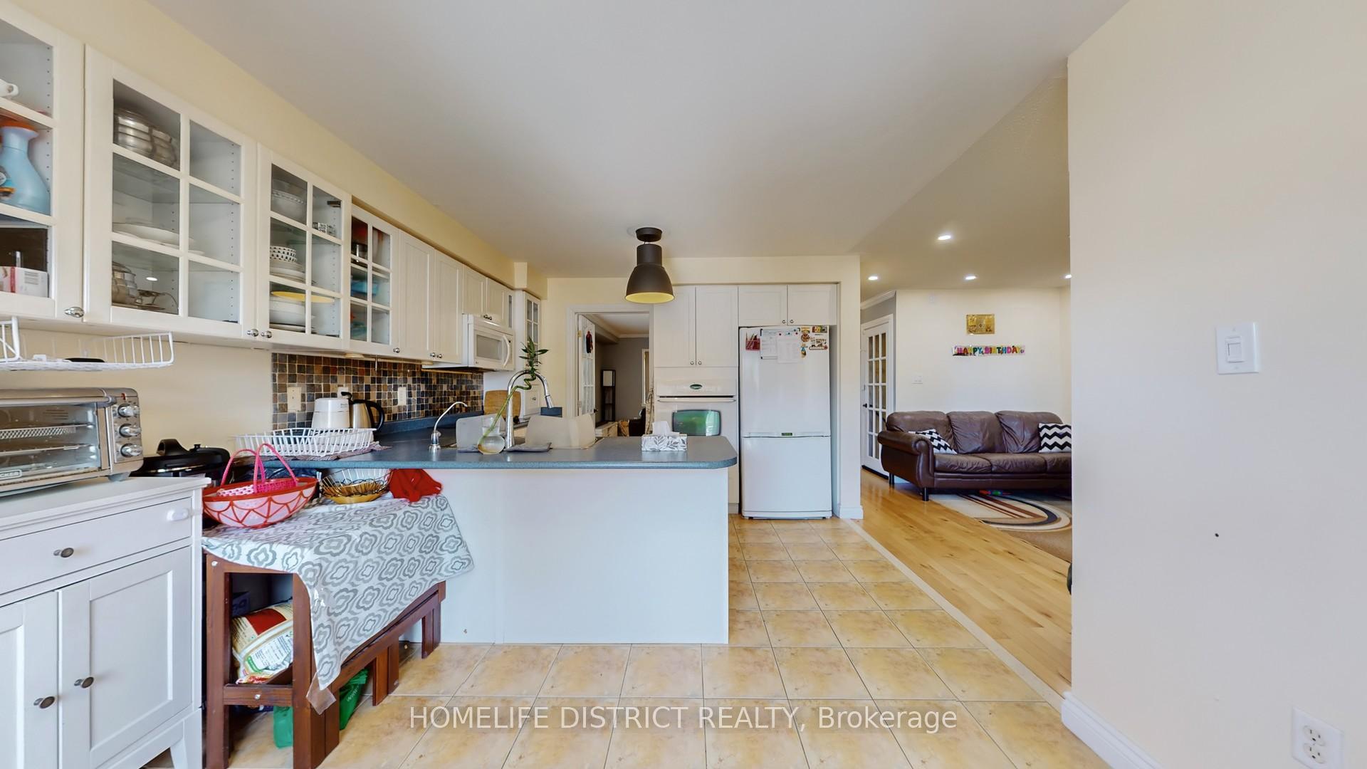 Photo 16 of 1688 Spencely Drive, Oshawa, Taunton — HOMEH