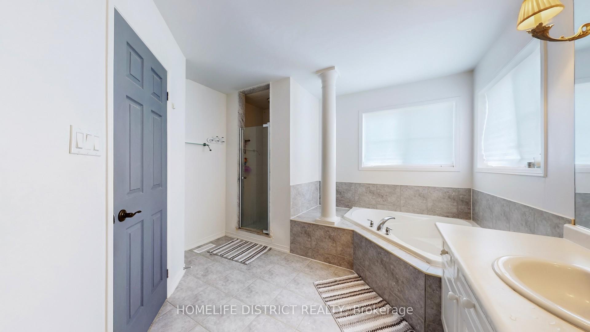 Photo 31 of 1688 Spencely Drive, Oshawa, Taunton — HOMEH