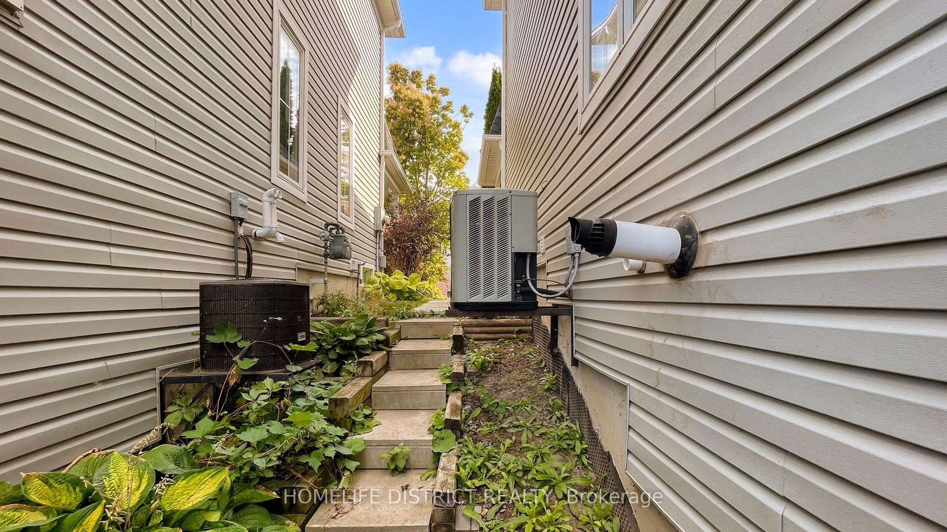 Photo 50 of 1688 Spencely Drive, Oshawa, Taunton — HOMEH