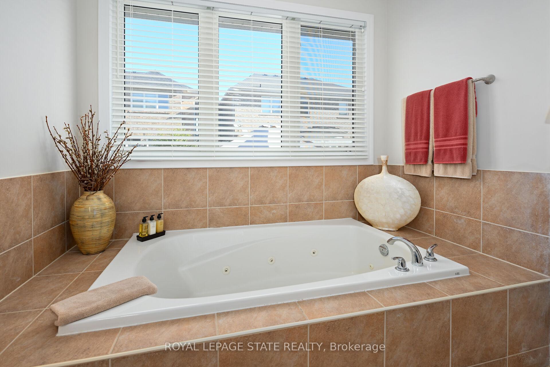 Photo 19 of 701 Savoline Boulevard, Milton, Harrison — HOMEH