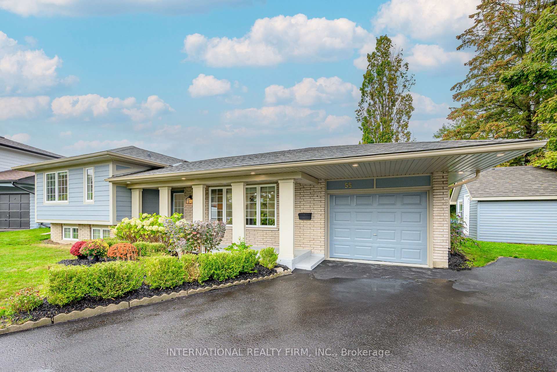 Photo 1 of 55 Oriole Court, Oshawa, Donevan — HOMEH