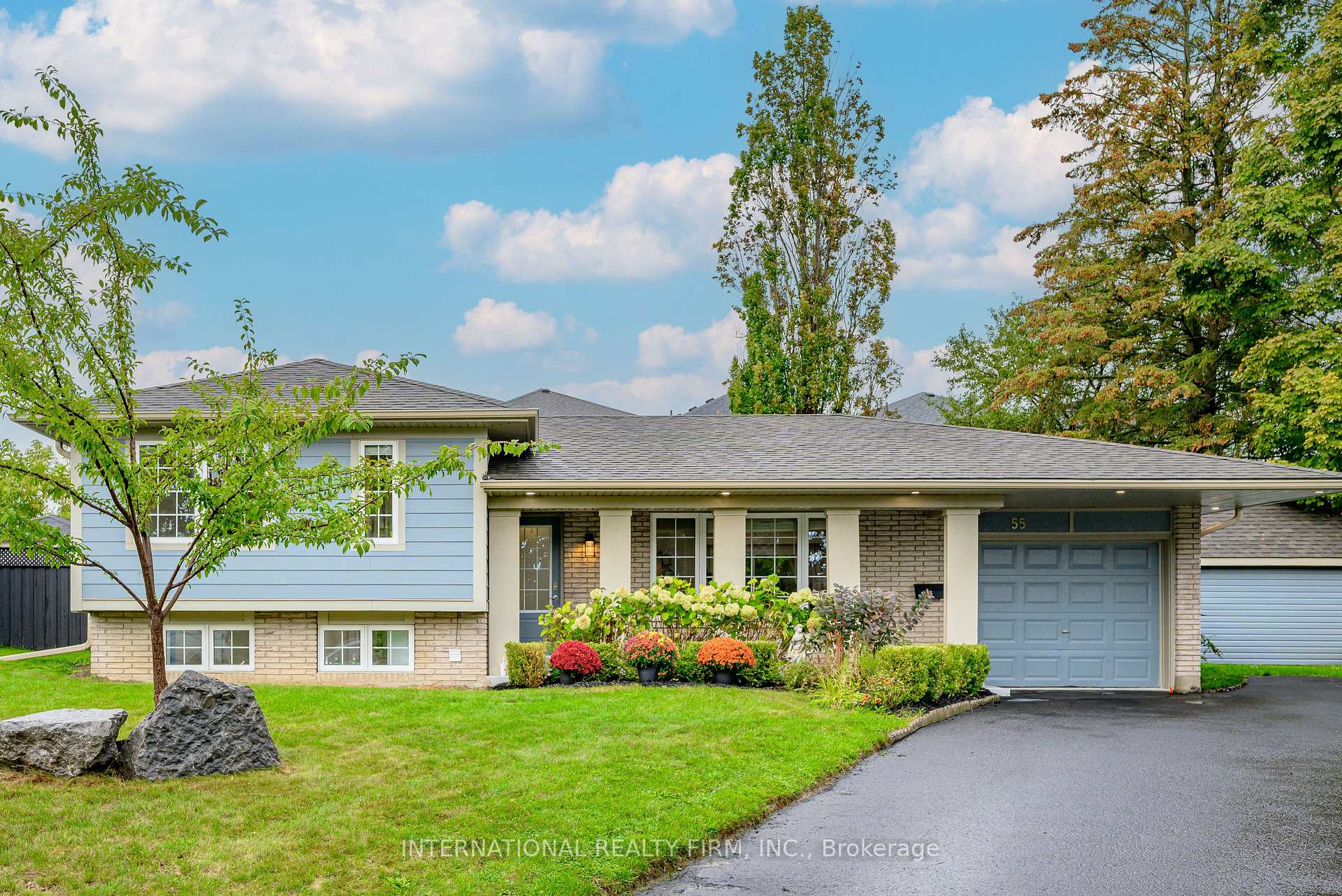 Photo 9 of 55 Oriole Court, Oshawa, Donevan — HOMEH