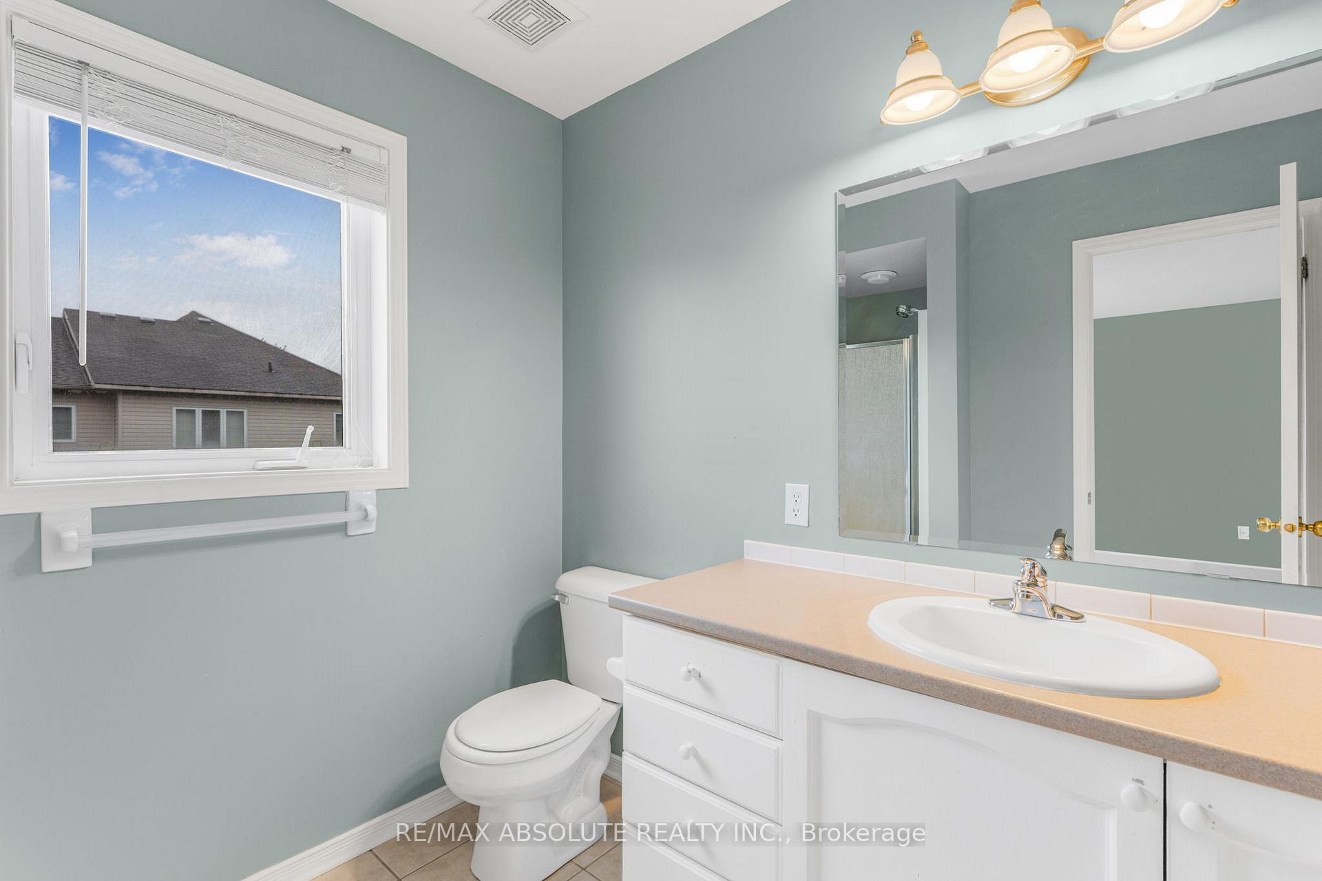 Photo 17 of 734 Crowberry Street, Ottawa, Avalon East — HOMEH