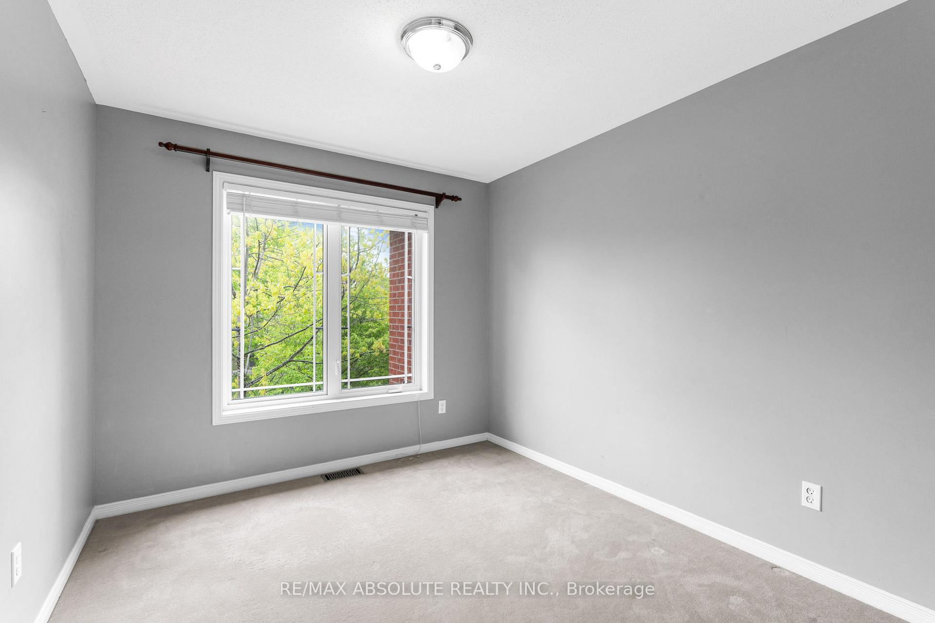 Photo 20 of 734 Crowberry Street, Ottawa, Avalon East — HOMEH