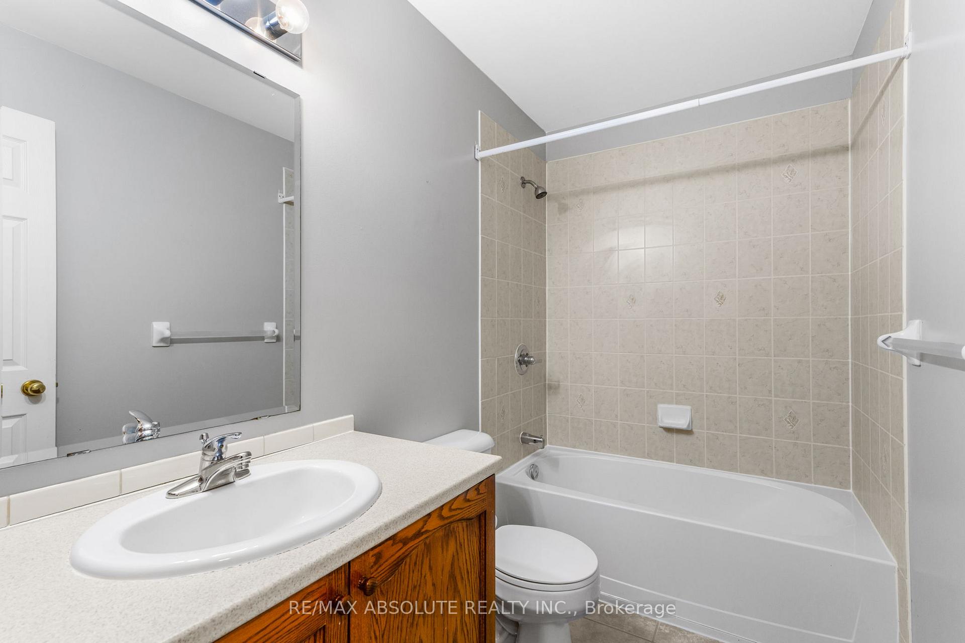 Photo 21 of 734 Crowberry Street, Ottawa, Avalon East — HOMEH