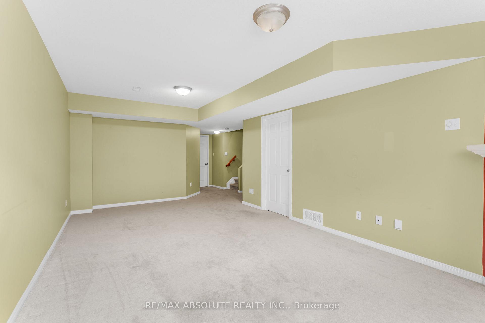 Photo 22 of 734 Crowberry Street, Ottawa, Avalon East — HOMEH