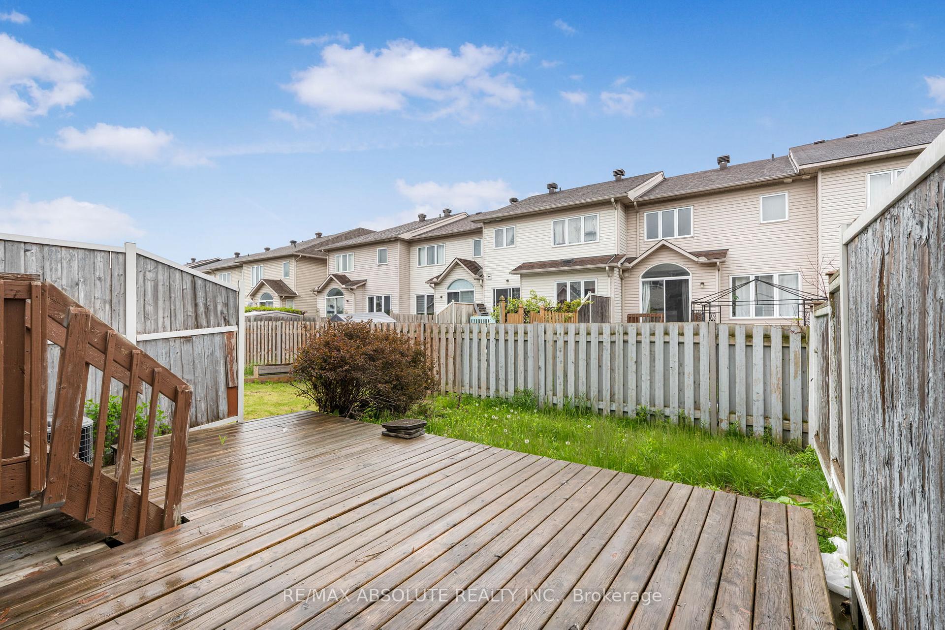 Photo 24 of 734 Crowberry Street, Ottawa, Avalon East — HOMEH