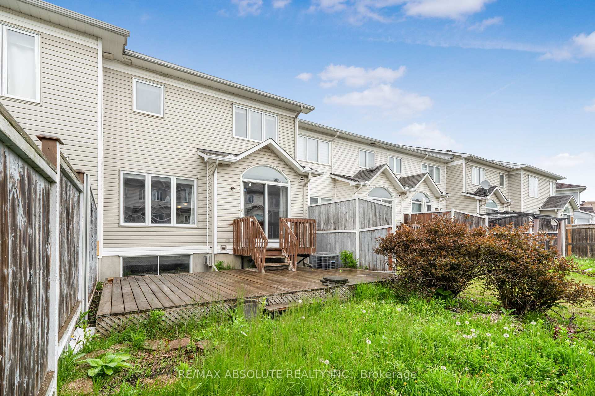Photo 25 of 734 Crowberry Street, Ottawa, Avalon East — HOMEH