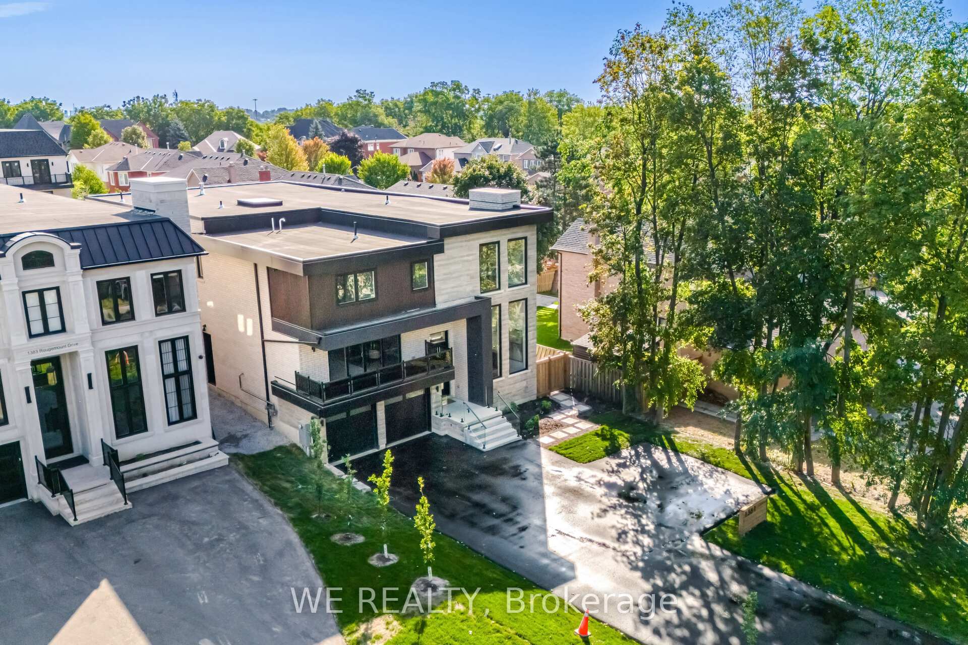 Photo 2 of 1381 Rougemount Drive N, Pickering, Rougemount — HOMEH