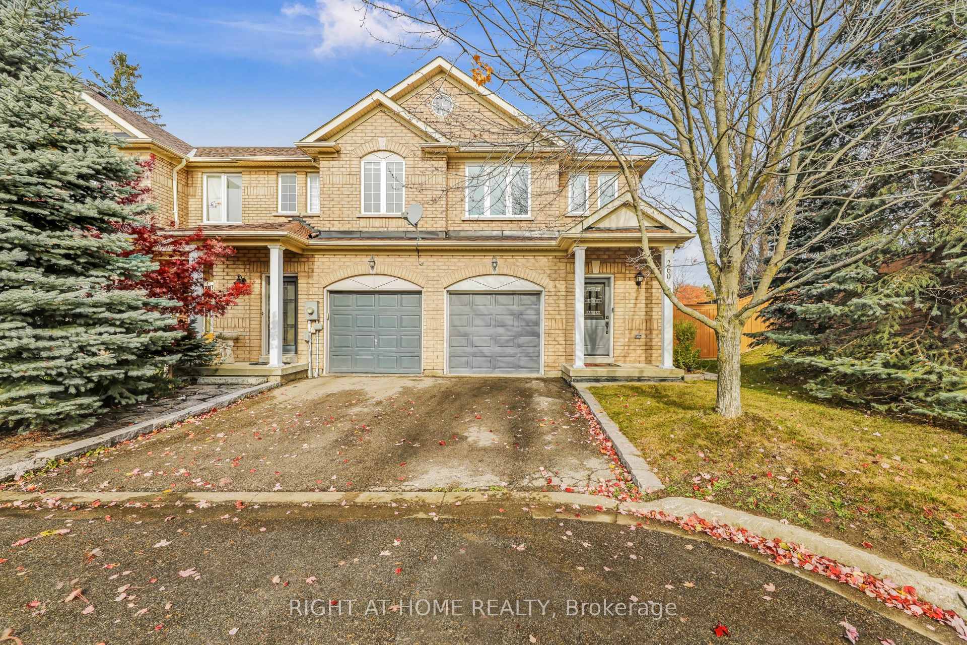 Photo 1 of 260 Tom Taylor Crescent, Newmarket, Summerhill Estates — HOMEH