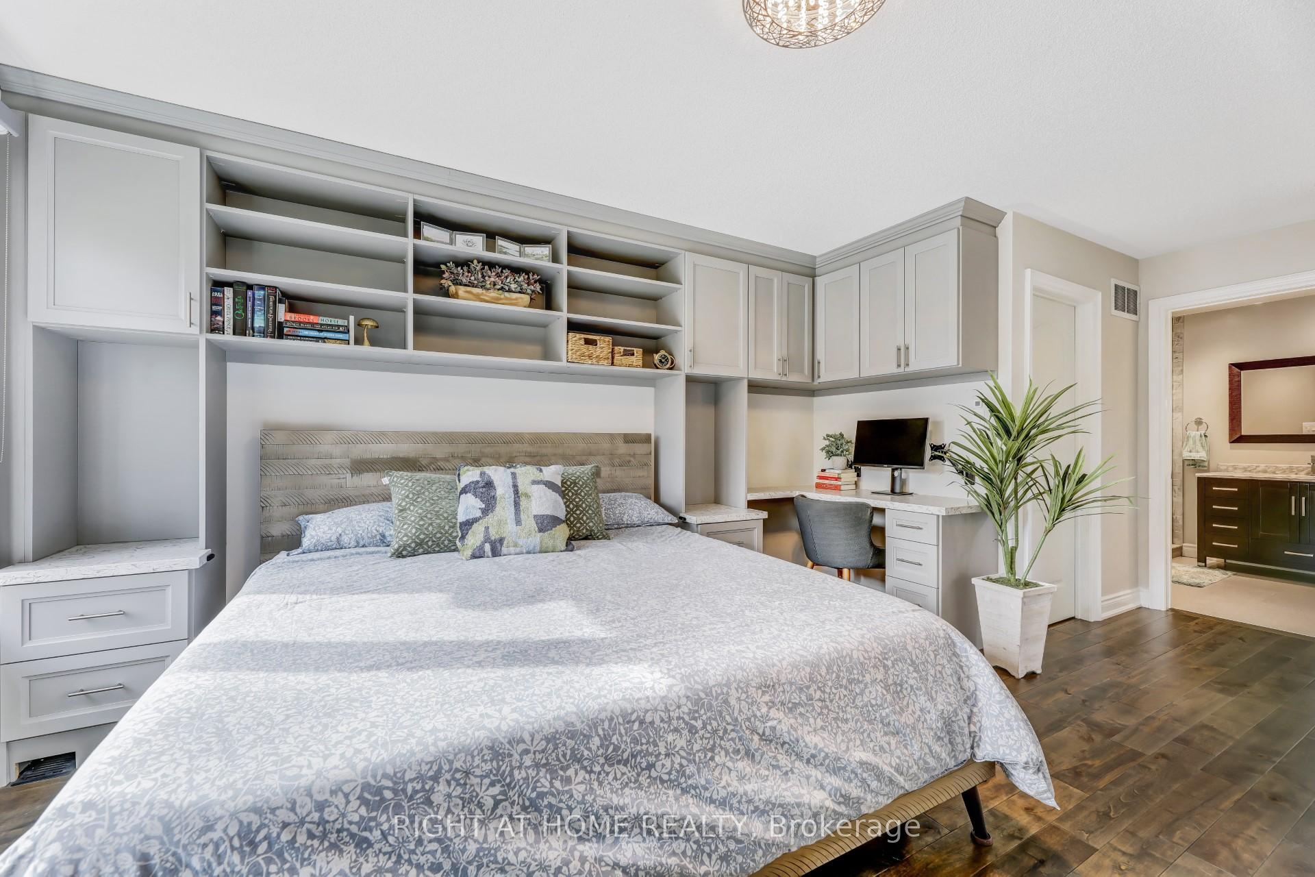 Photo 17 of 260 Tom Taylor Crescent, Newmarket, Summerhill Estates — HOMEH