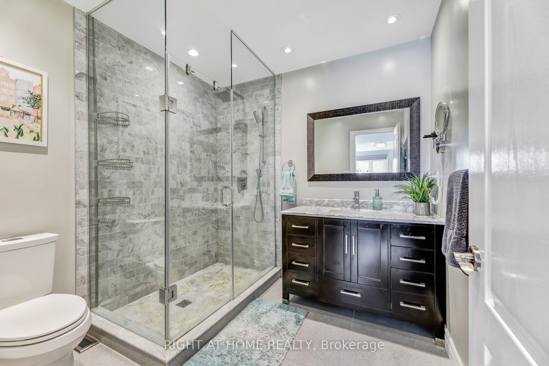 Photo 19 of 260 Tom Taylor Crescent, Newmarket, Summerhill Estates — HOMEH
