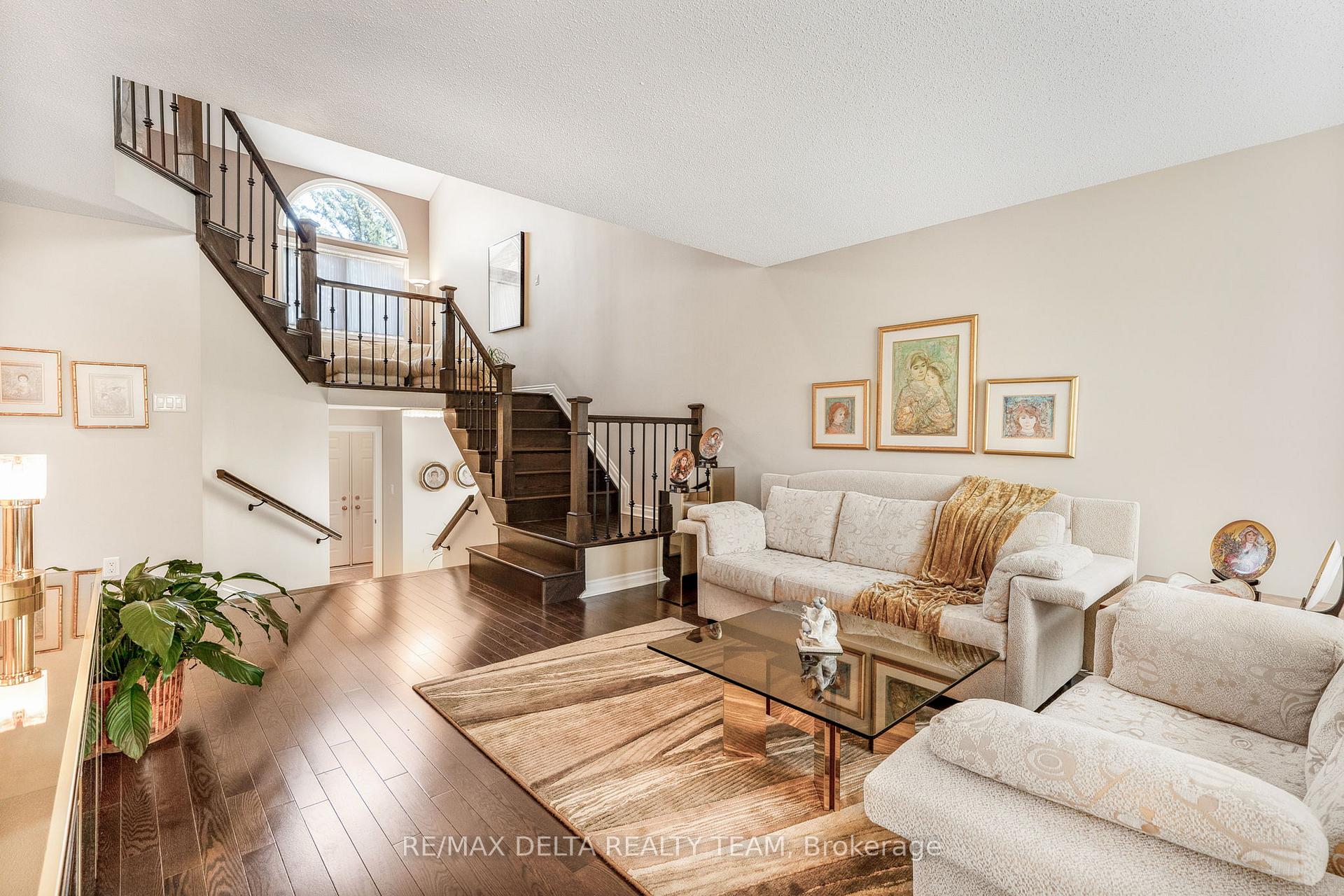 Photo 6 of 1389 Norview Crescent, Ottawa, Fallingbrook/Ridgemount — HOMEH