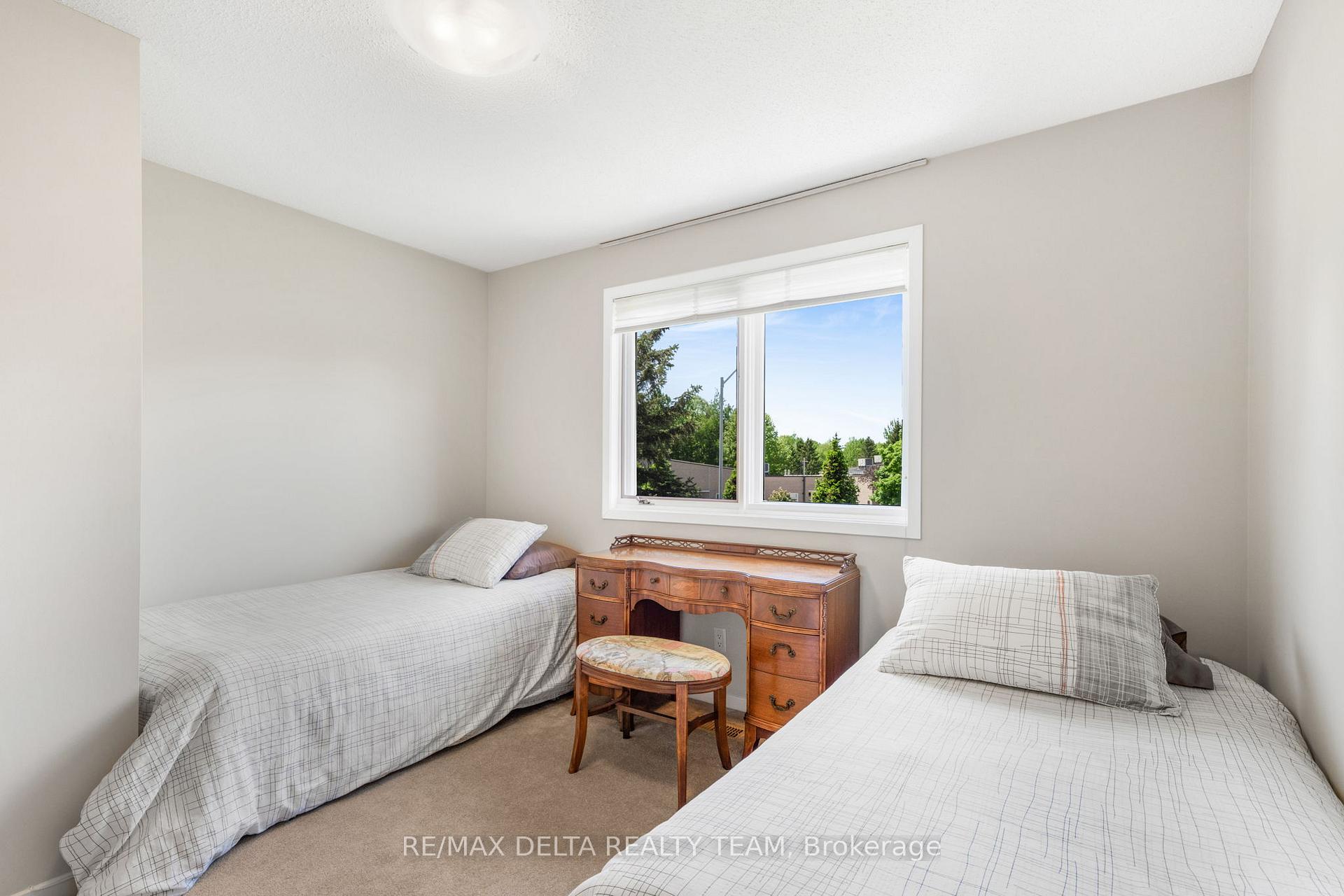 Photo 23 of 1389 Norview Crescent, Ottawa, Fallingbrook/Ridgemount — HOMEH