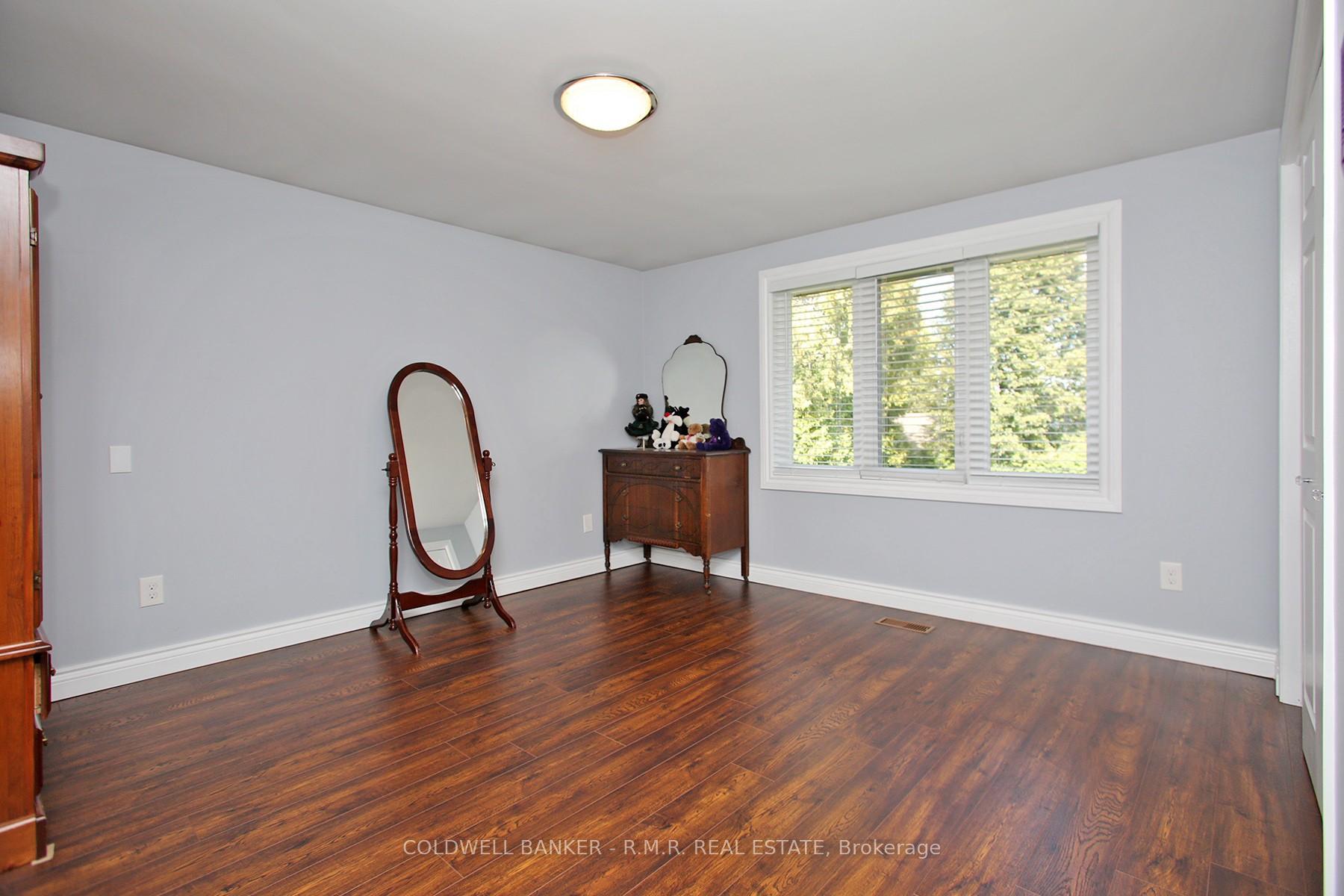Photo 25 of 531 Nipigon Street, Oshawa, McLaughlin — HOMEH