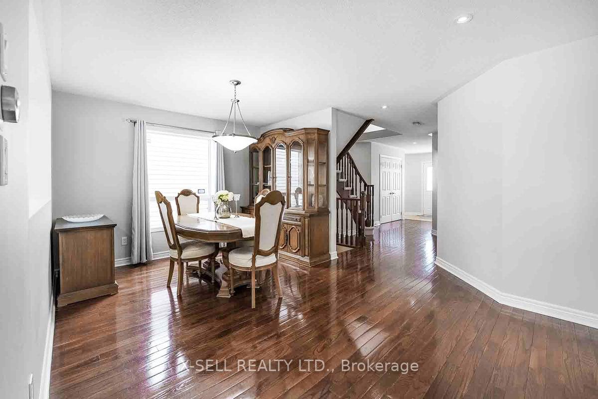 Photo 13 of 1243 Newell Street, Milton, Dempsey — HOMEH