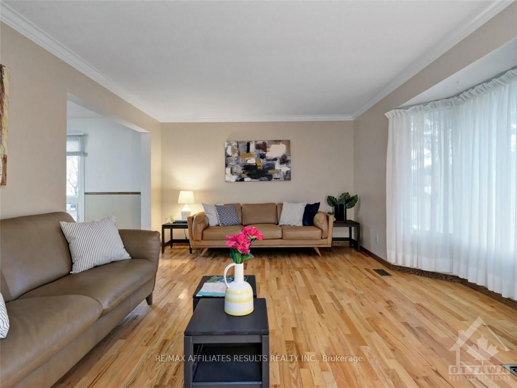 Photo 5 of 6337 Viseneau Drive, Ottawa, Chateauneuf — HOMEH