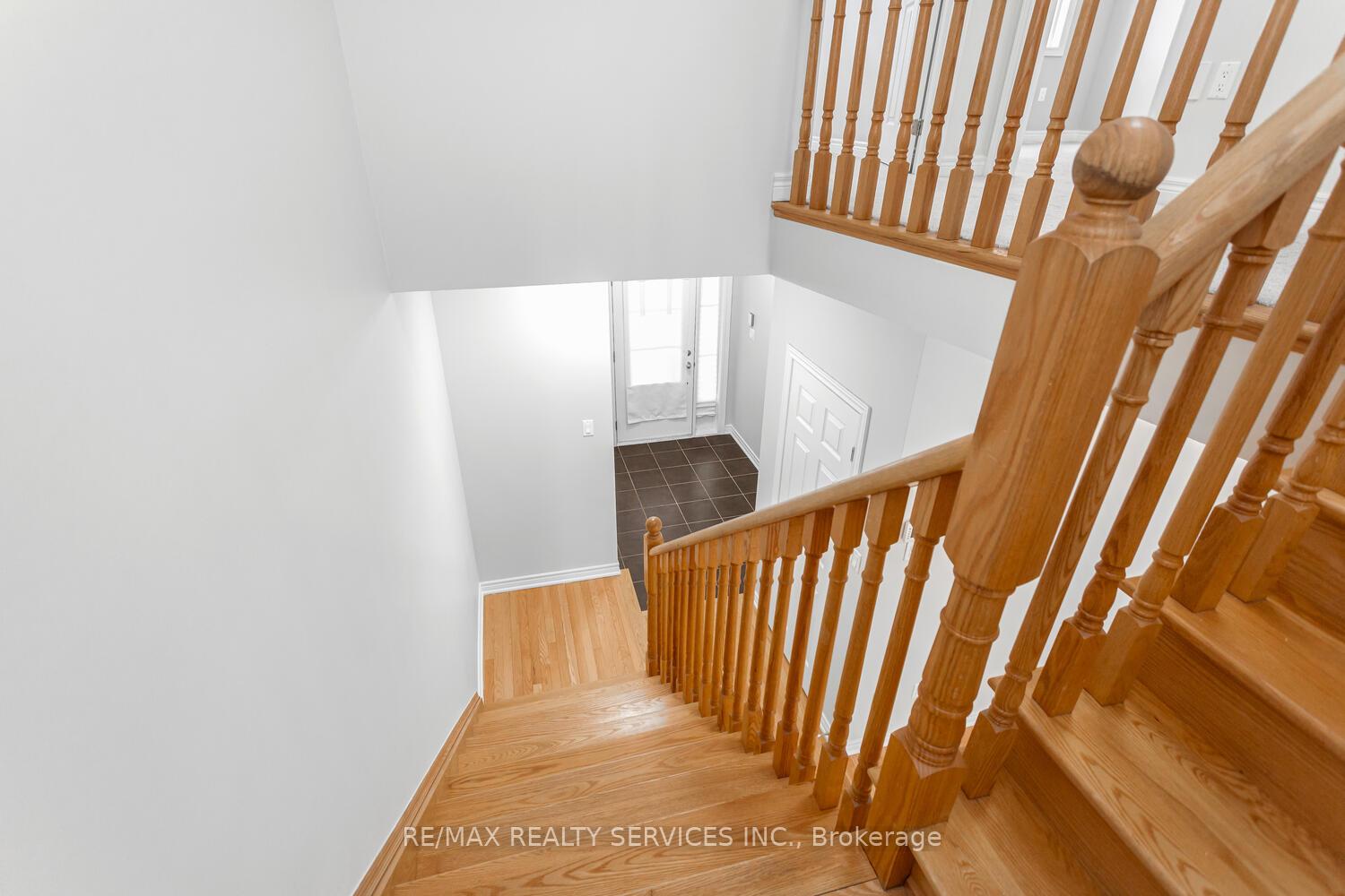 Photo 7 of 7 McLaughlin Avenue, Milton, Willmott — HOMEH